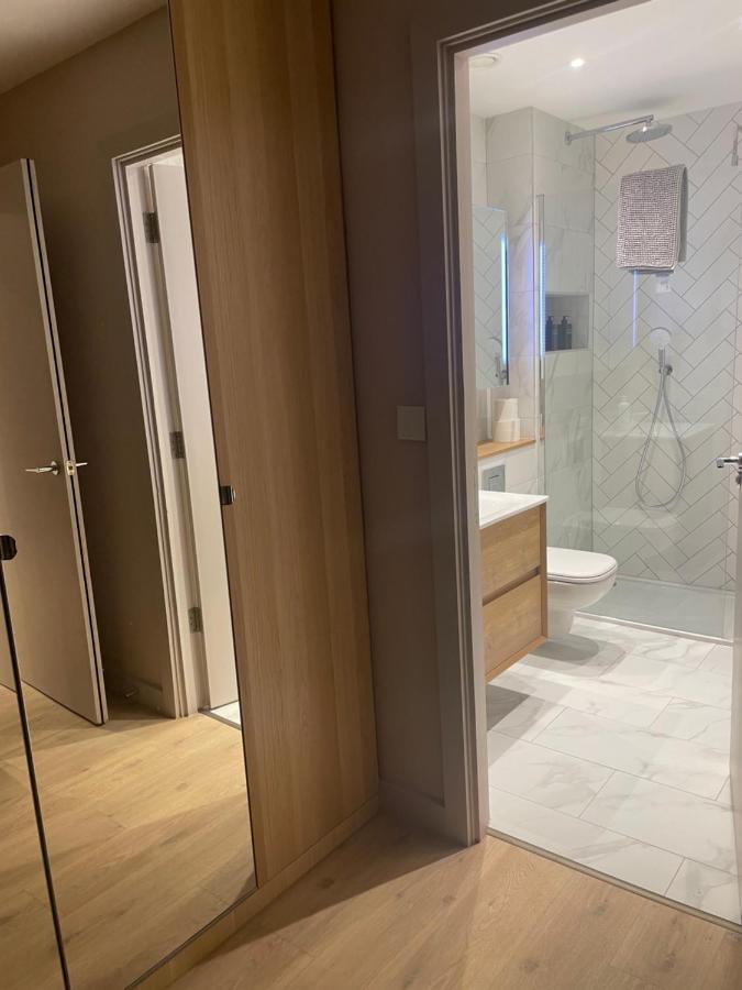 M1 City Centre 3 Bed 3 Bath Luxe Penthouse マンチェスター エクステリア 写真