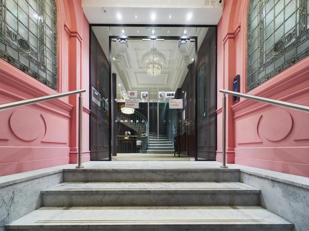 M1 City Centre 3 Bed 3 Bath Luxe Penthouse マンチェスター エクステリア 写真