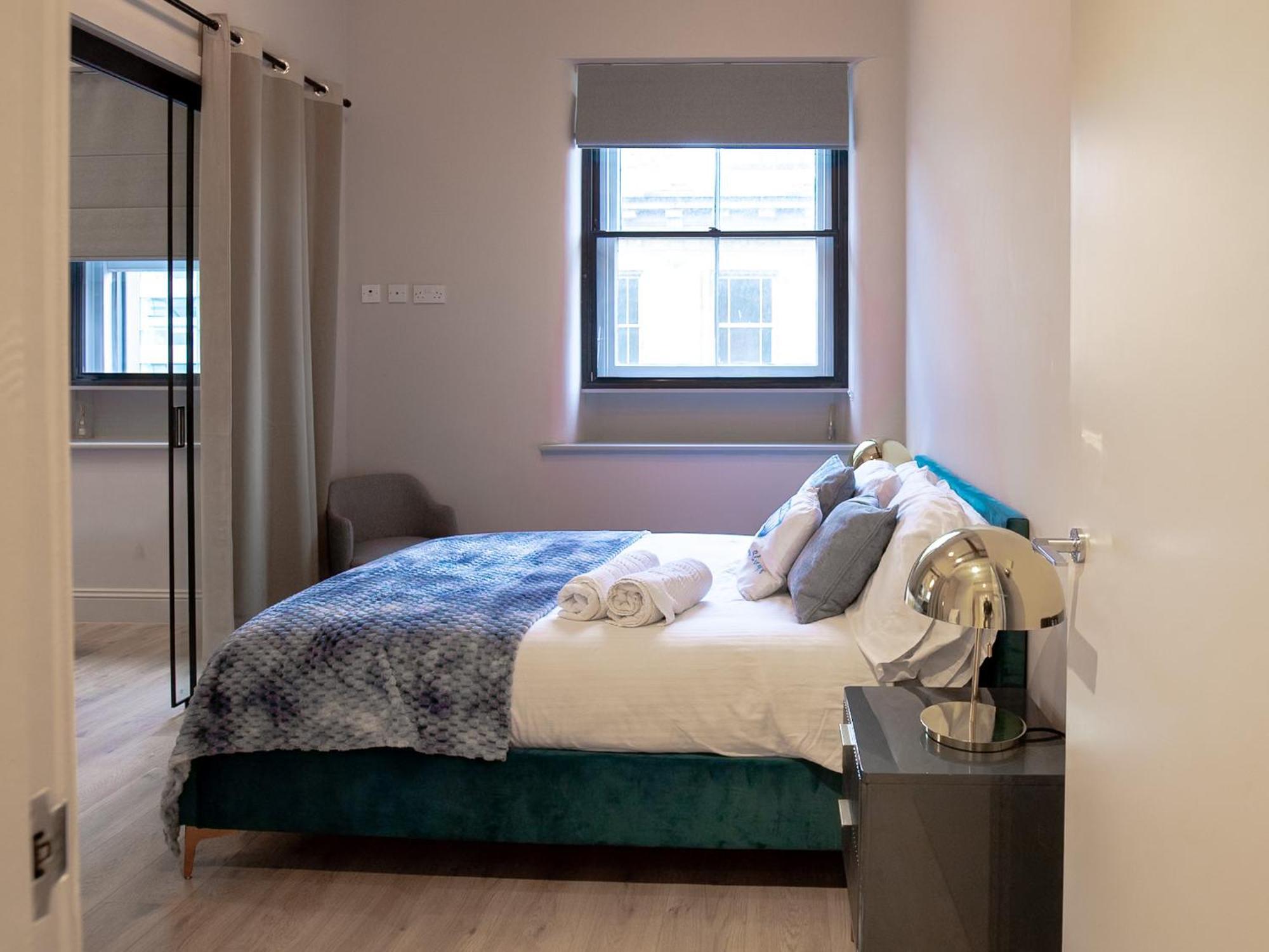 M1 City Centre 3 Bed 3 Bath Luxe Penthouse マンチェスター エクステリア 写真