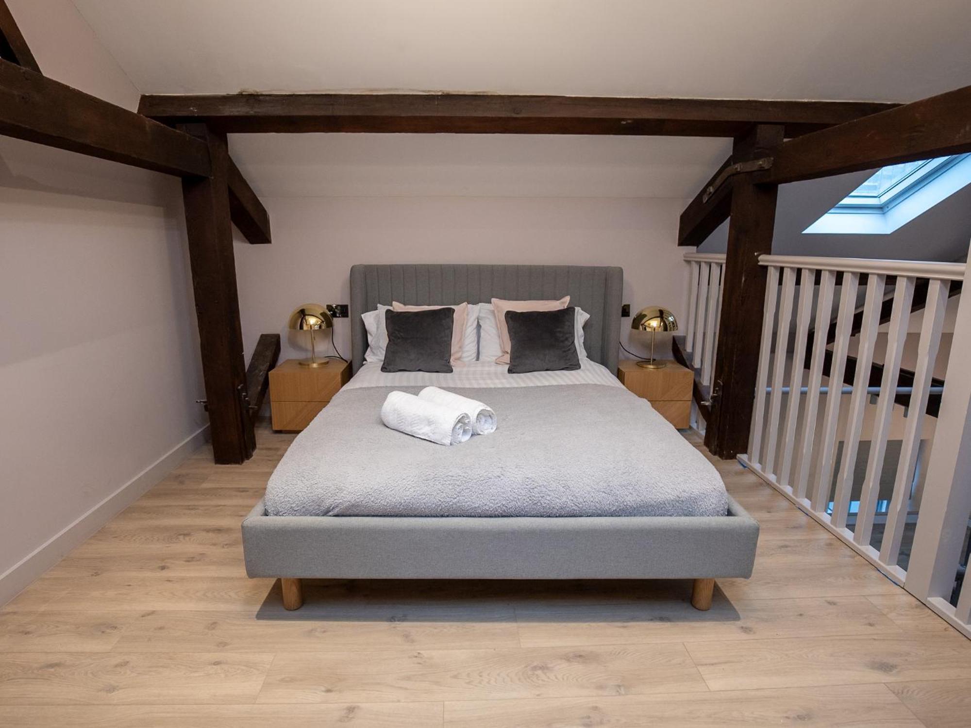 M1 City Centre 3 Bed 3 Bath Luxe Penthouse マンチェスター エクステリア 写真