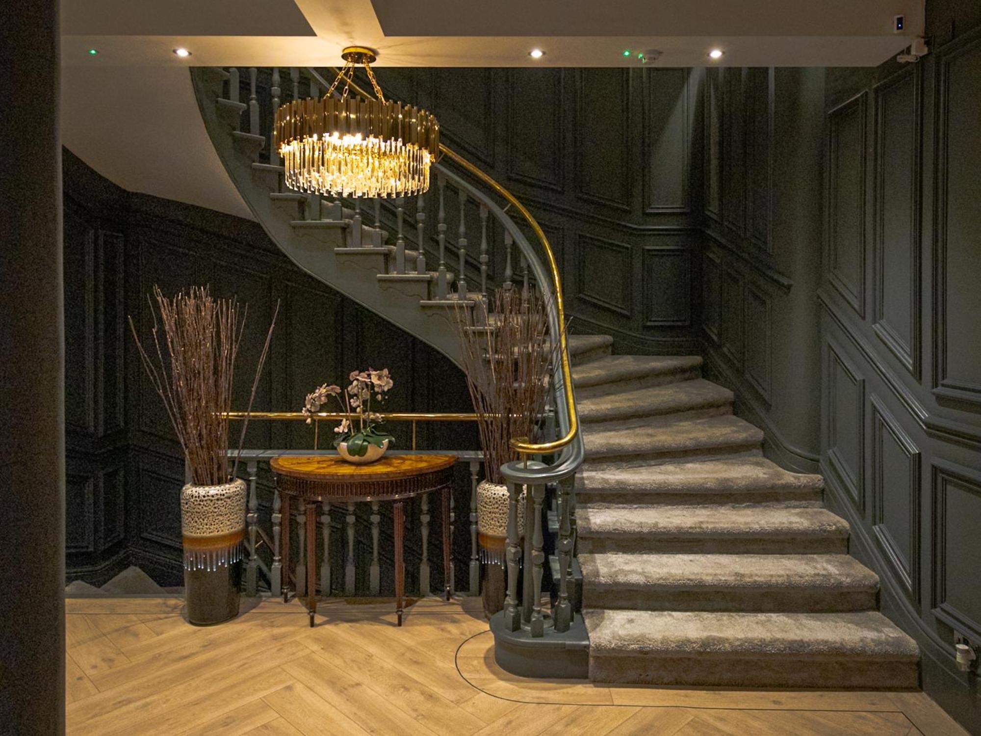 M1 City Centre 3 Bed 3 Bath Luxe Penthouse マンチェスター エクステリア 写真