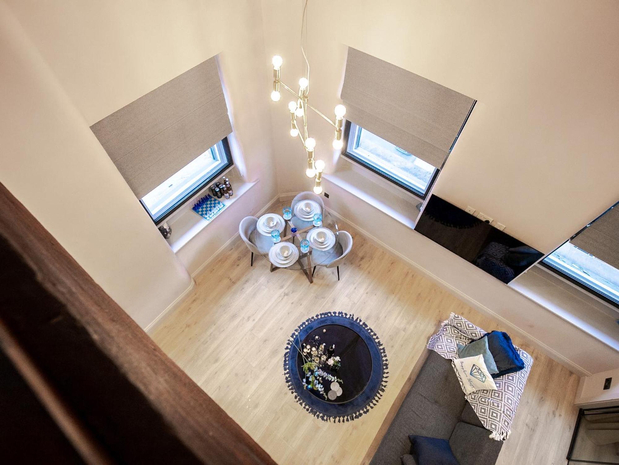 M1 City Centre 3 Bed 3 Bath Luxe Penthouse マンチェスター エクステリア 写真